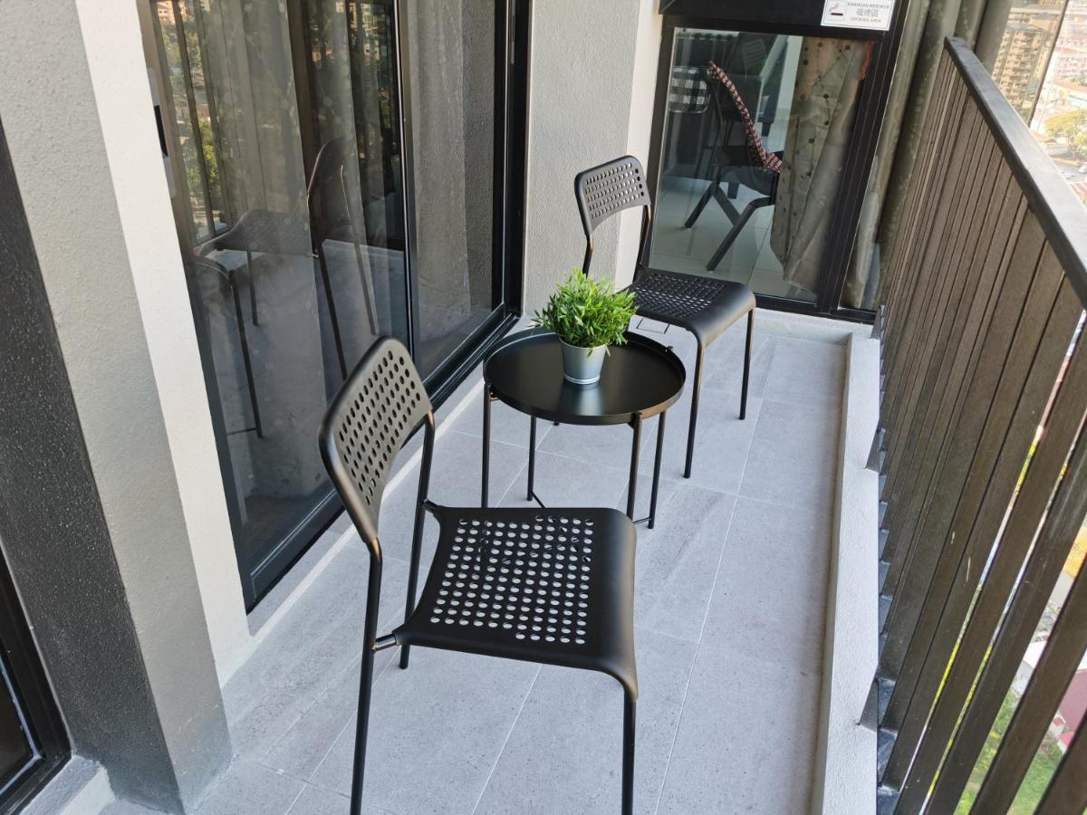 Beacon Exec Suites# Msg Chair#Disney Hotstar 조지타운 외부 사진